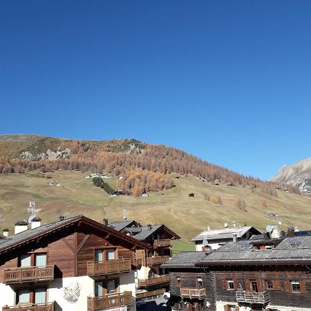Garni Al Silvestri Vei Hotel Livigno Bagian luar foto