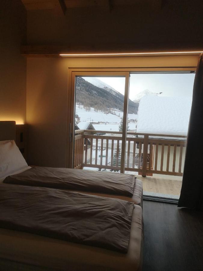 Garni Al Silvestri Vei Hotel Livigno Bagian luar foto