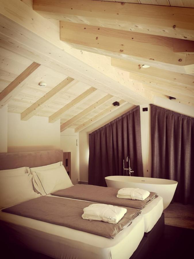 Garni Al Silvestri Vei Hotel Livigno Bagian luar foto