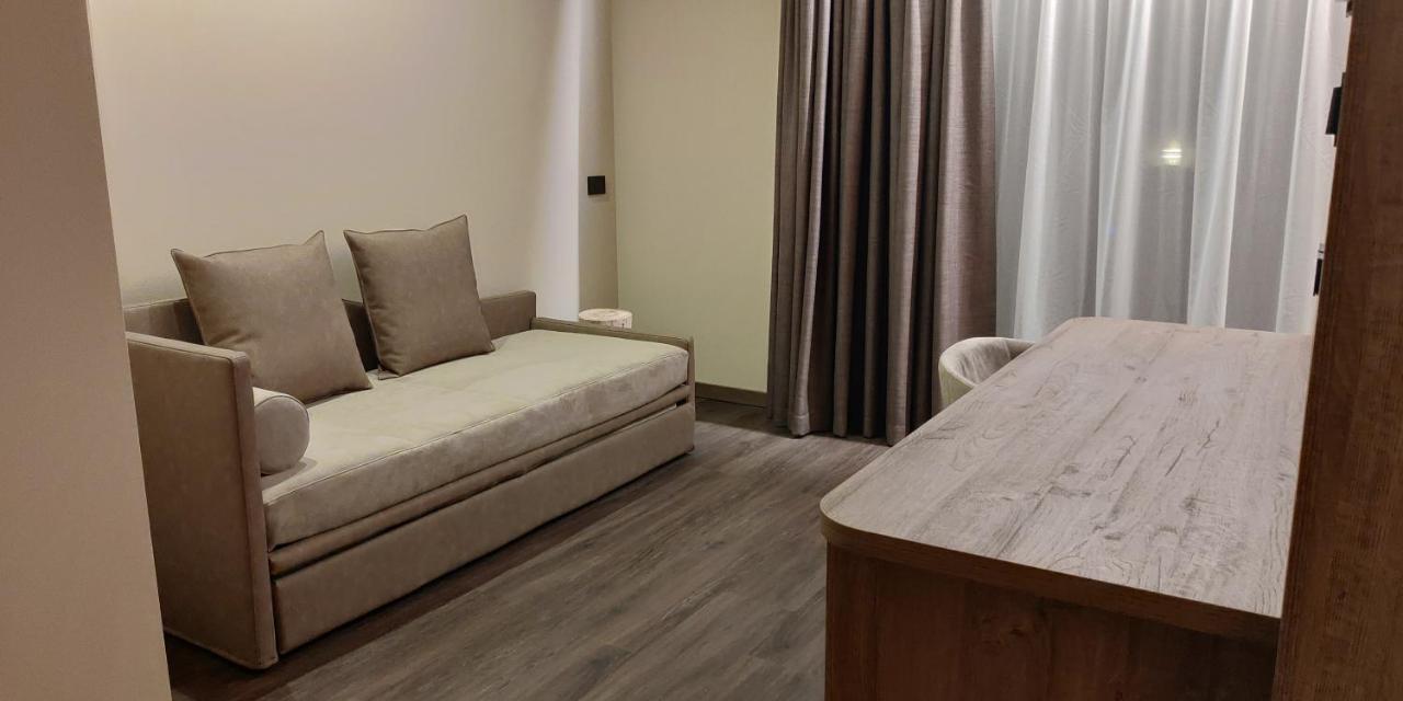 Garni Al Silvestri Vei Hotel Livigno Bagian luar foto