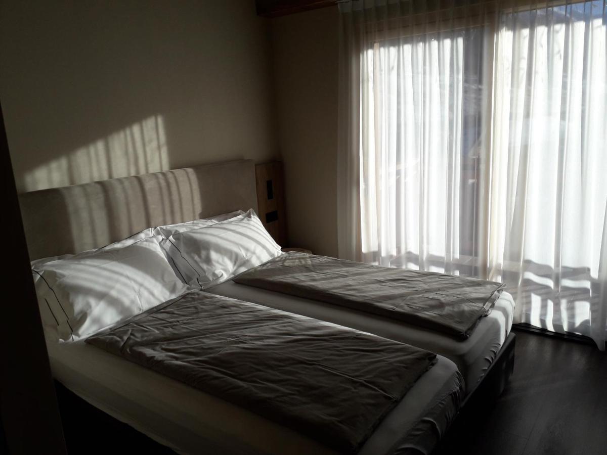 Garni Al Silvestri Vei Hotel Livigno Bagian luar foto