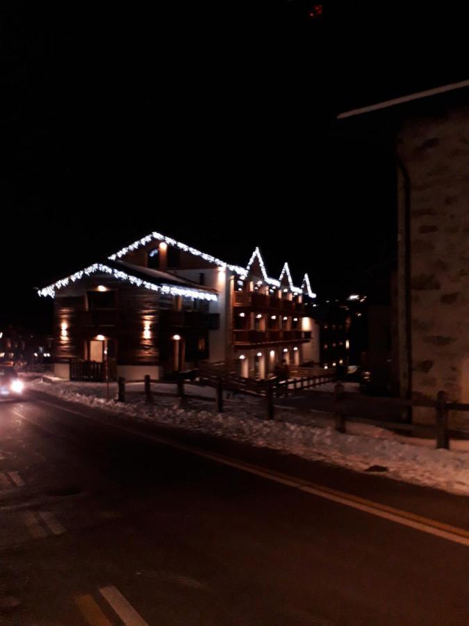 Garni Al Silvestri Vei Hotel Livigno Bagian luar foto